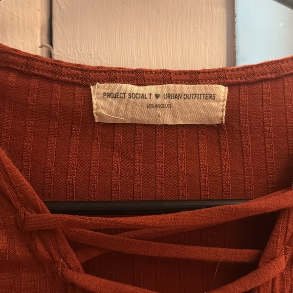🔥 Project Social T by Urban Outfitters | Crisscross V-Neck Top | Size Small 🔥 - Picture 2 of 4